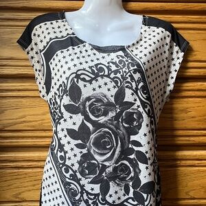 🛍️ Buffalo David Bitton • Floral Black & White Hi-Low Graphic Top • Size Small S
